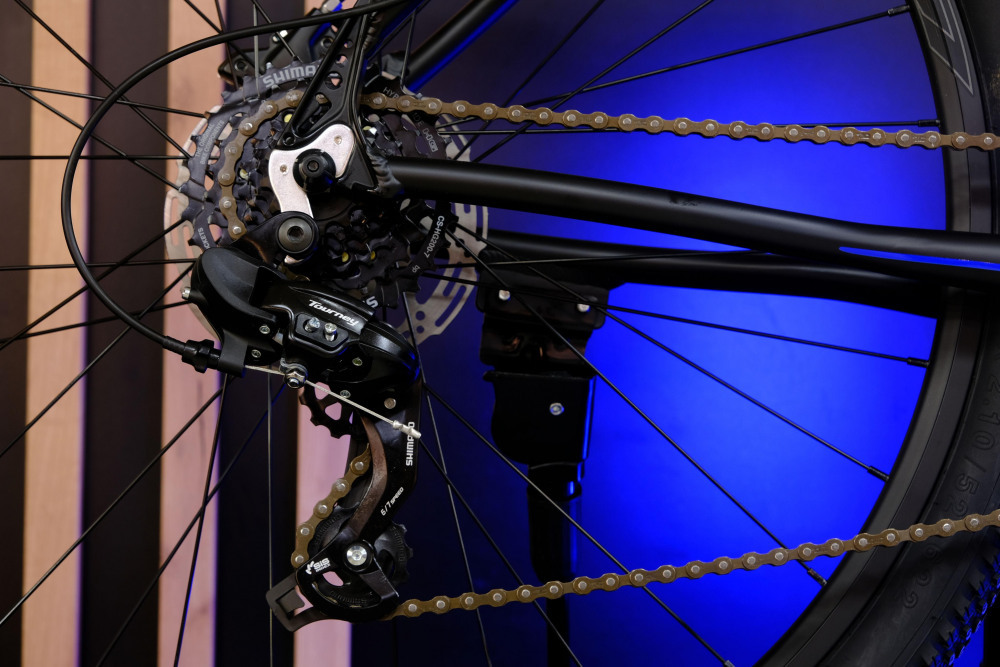 LORAK Sel 8900 HD NEW Матовый Чёрный/Синий рама 19 (на рост 171-182)